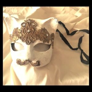 Vintage Kitten Mask